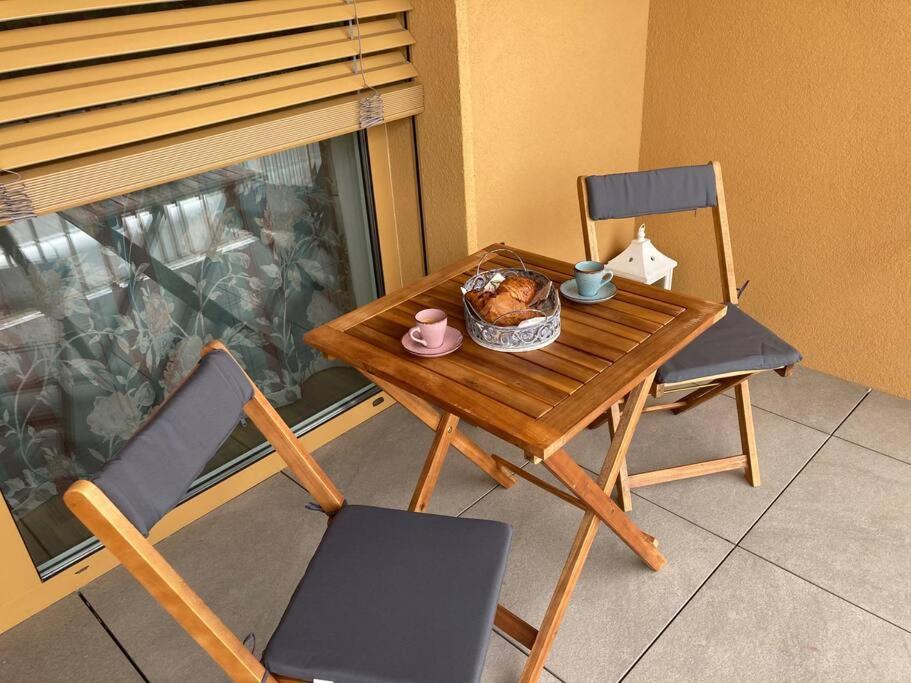 Komfortny Apartman A407 V Centre Nr, Bez Kuchyne, Parkovisko Zdarma Nitra Esterno foto